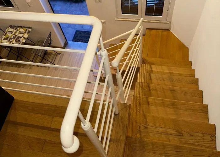 Kejsi Apartment *